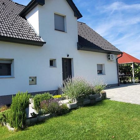Hostel Postaja Ruse Kültér fotó